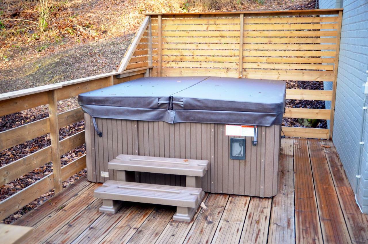 Villa Dakota - Jacuzzi, Zwembad, Playstation Durbuy Exteriér fotografie